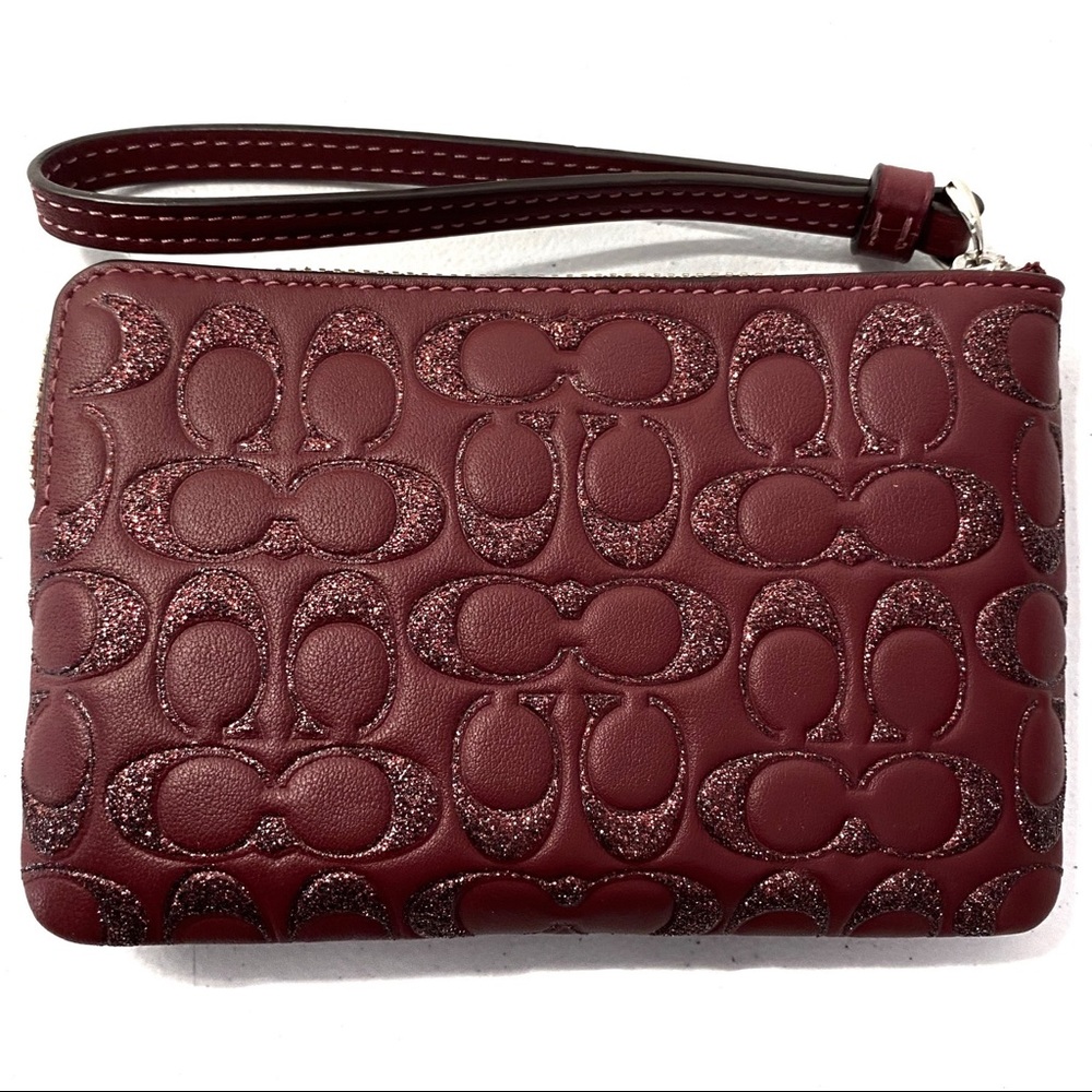 Boxed Corner Zip Wristlet In Signature Leather - Picture 3 of 13